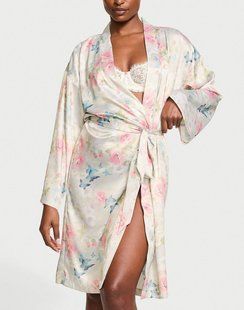 Сатиновий халат VICTORIA'S SECRET Signature Satin Midi Robe 154067QB8 фото