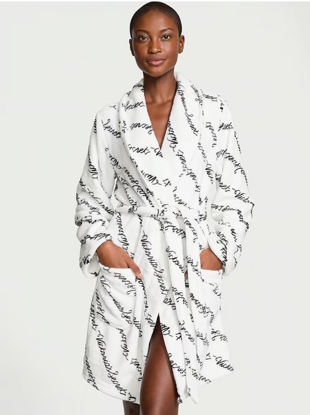 Плюшевий халат VICTORIA'S SECRET Cozy Plush Short Robe 190955QBT фото