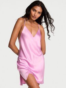 Пеньюар VICTORIA'S SECRET Satin Open-Back Slip Dress 152298QJF фото