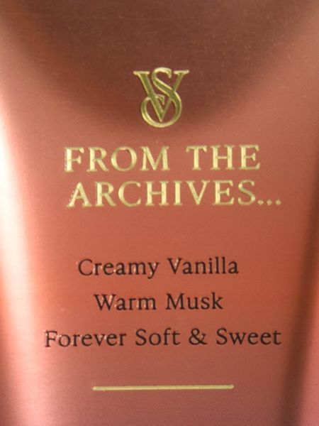 Парфумований лосьйон VICTORIA'S SECRET Archives Vanilla Lace Fragrance Lotion  421702QCWOS фото